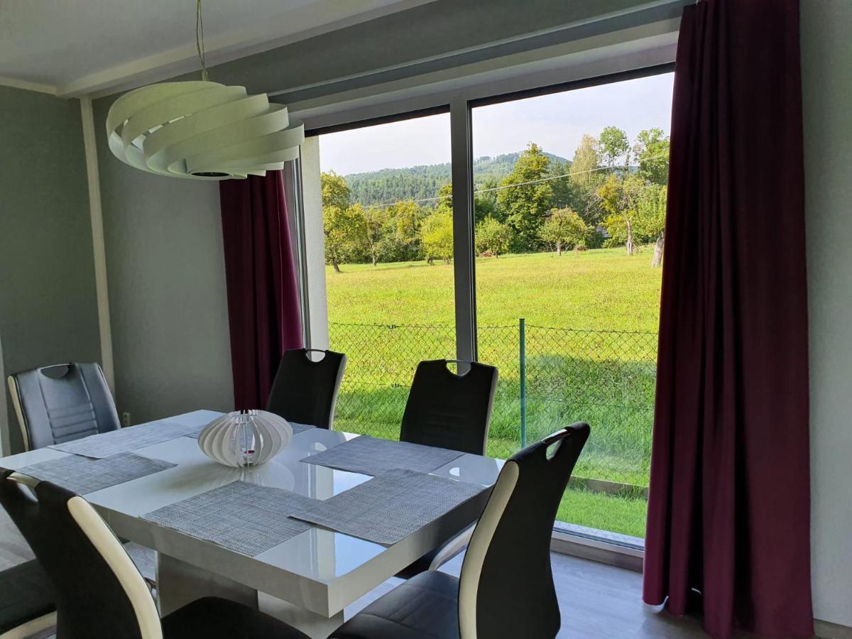 Vila Pod Cernou Horou Rožnov pod Radhoštěm Exterior foto