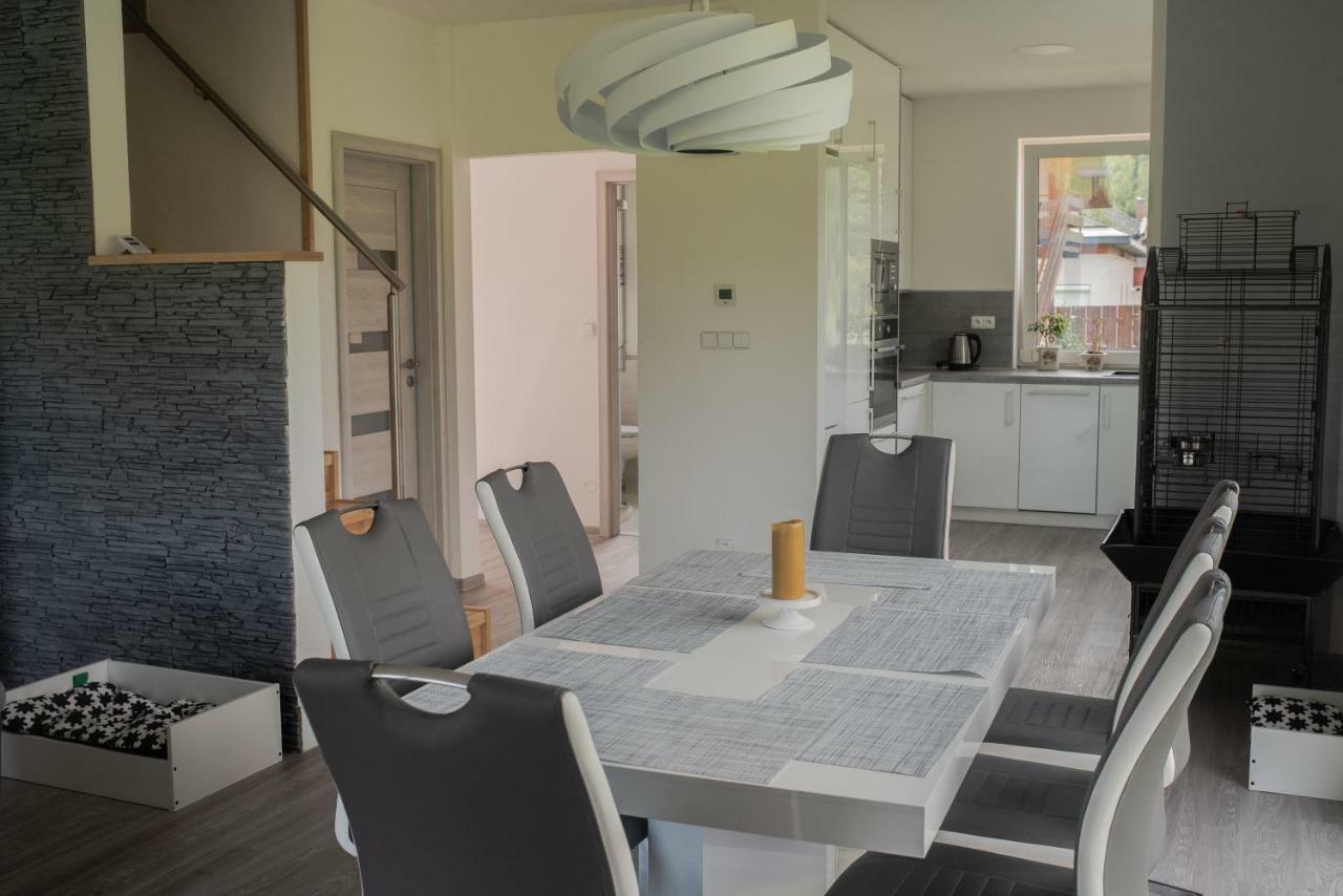 Vila Pod Cernou Horou Rožnov pod Radhoštěm Exterior foto