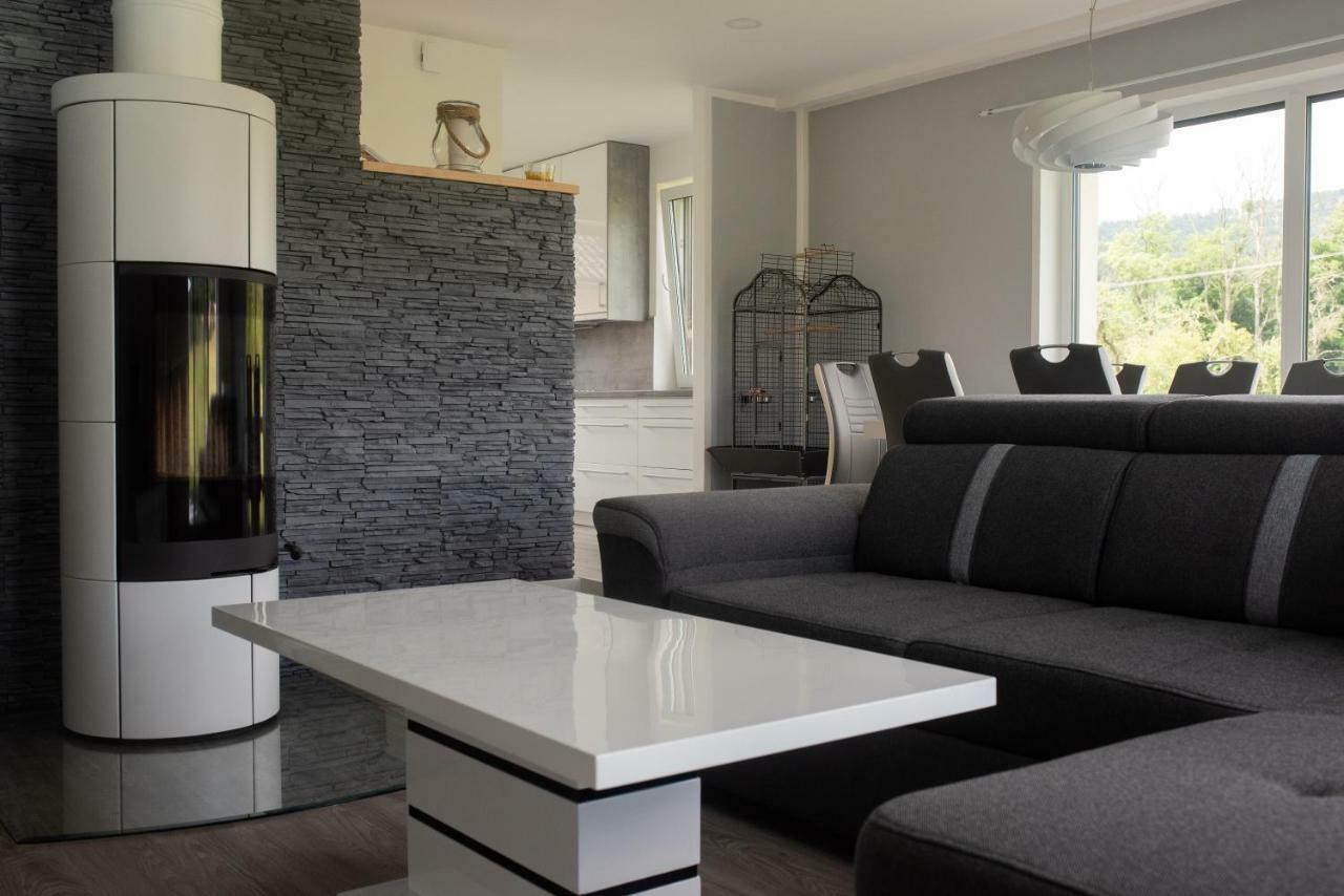 Vila Pod Cernou Horou Rožnov pod Radhoštěm Exterior foto