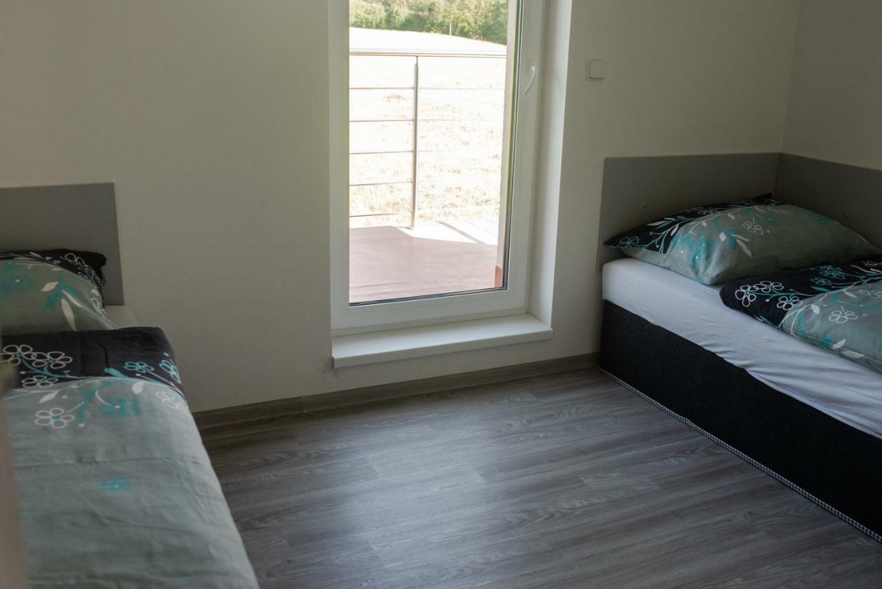 Vila Pod Cernou Horou Rožnov pod Radhoštěm Exterior foto